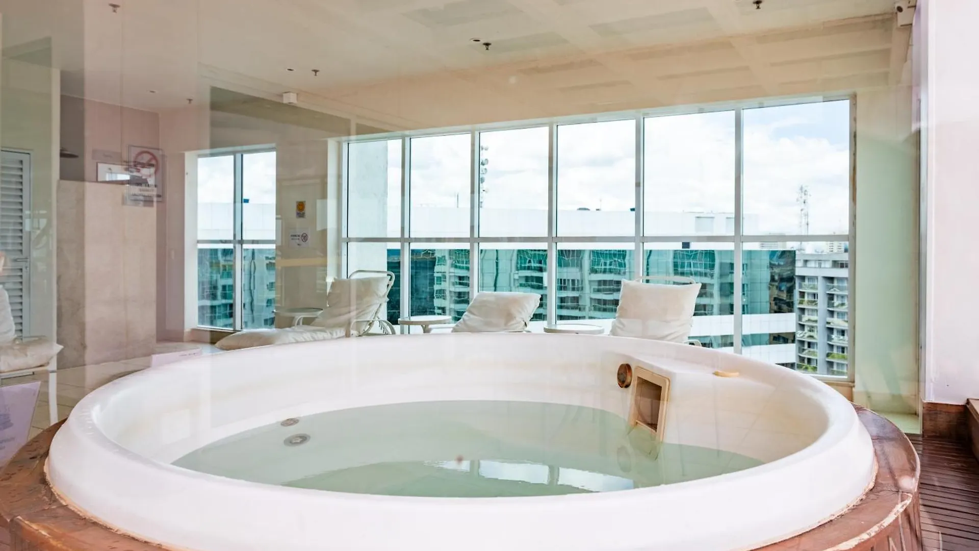 Flat Familia Saint Moritz Brasilia Hotel